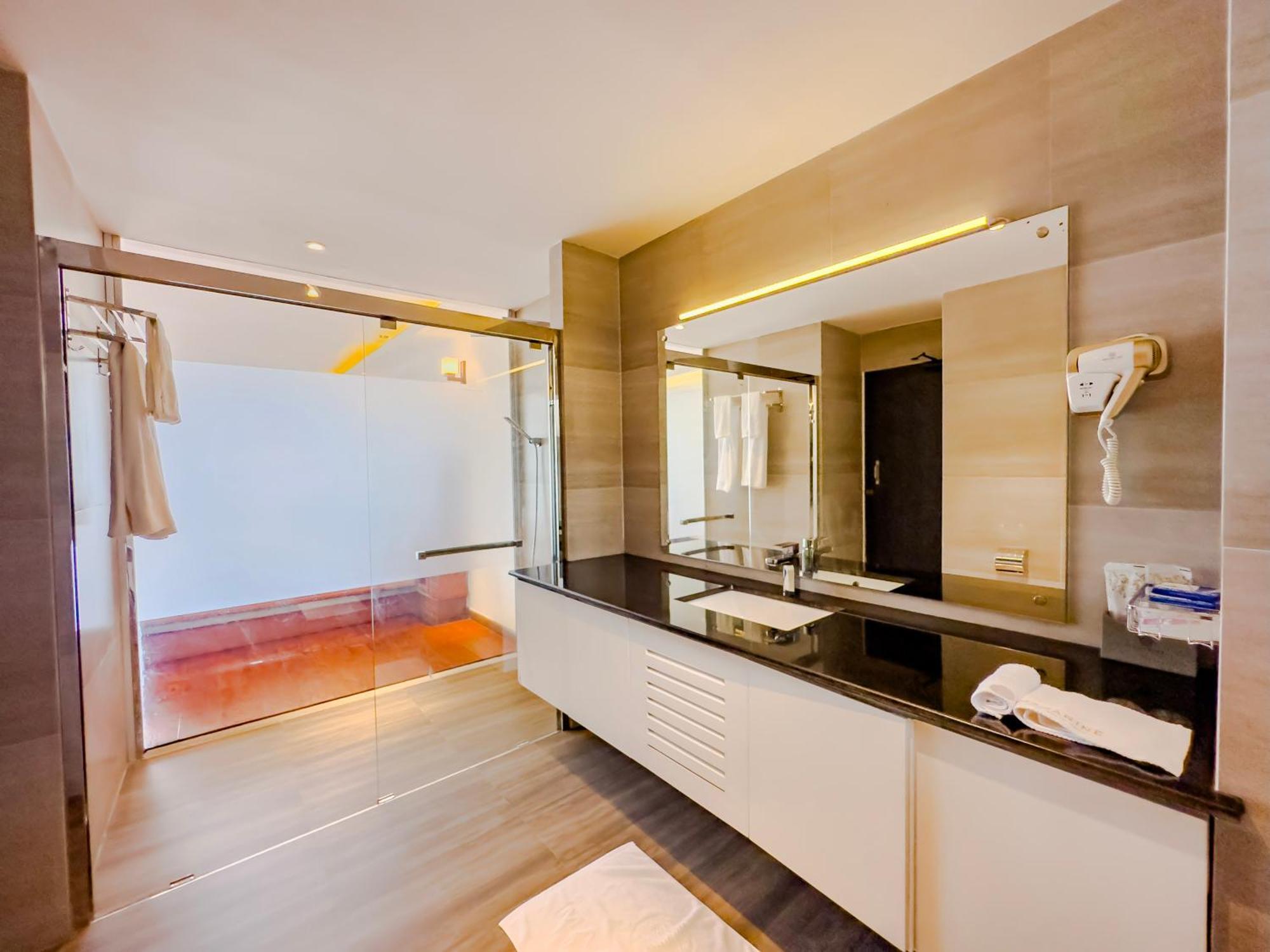 Mazarine Surf Suites Hiriketiya Dikwella Exteriér fotografie